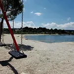 Milic - With Sea View 4 شقة