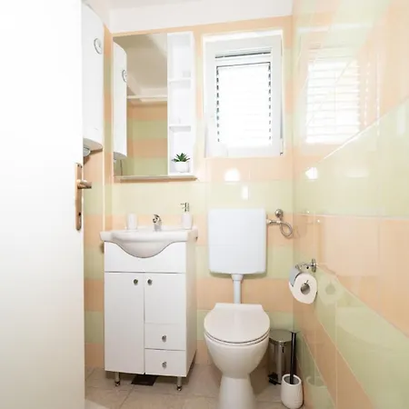 Milic - With Sea View 4 شقة *