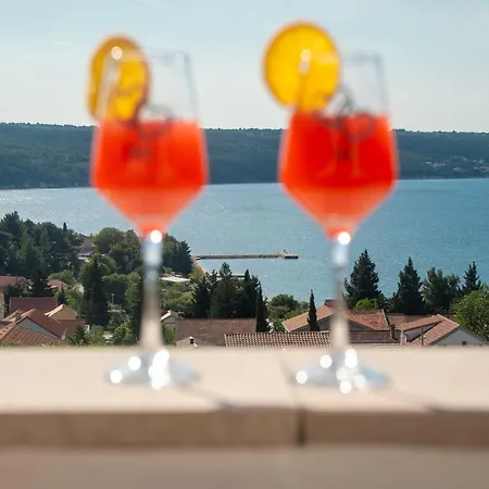 شقة Milic - With Sea View 4 غورني كارين