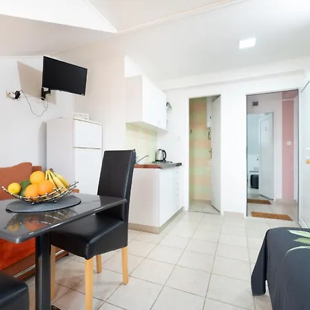Milic - With Sea View 4 غورني كارين