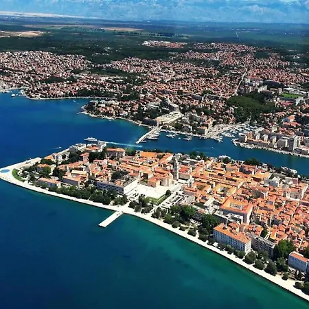 Milic - With Sea View 4 Apartamento *