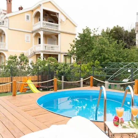 Apartamento Milic - With Sea View 4 *